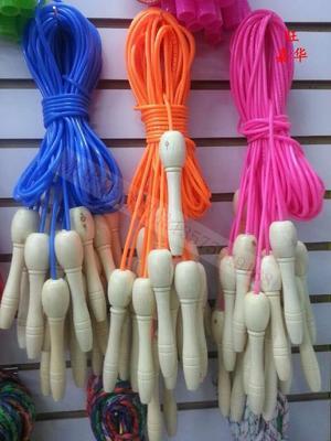 木柄PVC跳繩 減肥健身的理想選擇